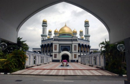 Masjid-Jame’Asr-Hassanil-Bolkiah-di-Bandar-Seri-Begawan-Brunei