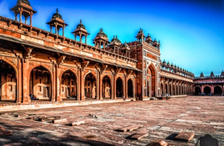 Masjid-Jami’e-Fatehpur-Sikri-di-Agra-Uttar-Pradesh-India