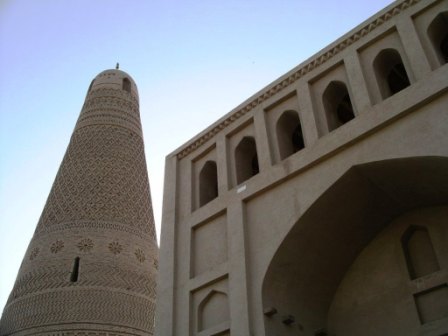 Masjid-Menara-Emin-Minaret-Uyghur-Mosque